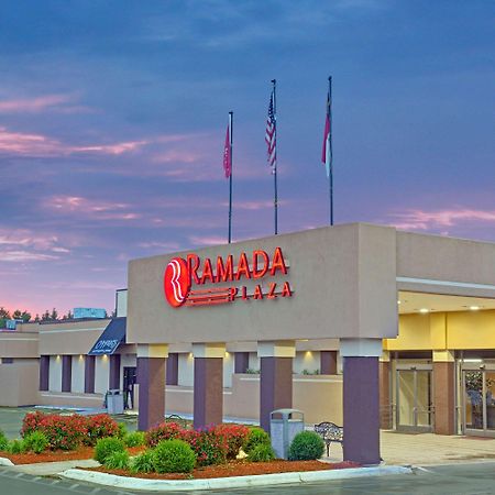מלון Ramada Plaza By Wyndham Charlotte South End Airport מראה חיצוני תמונה