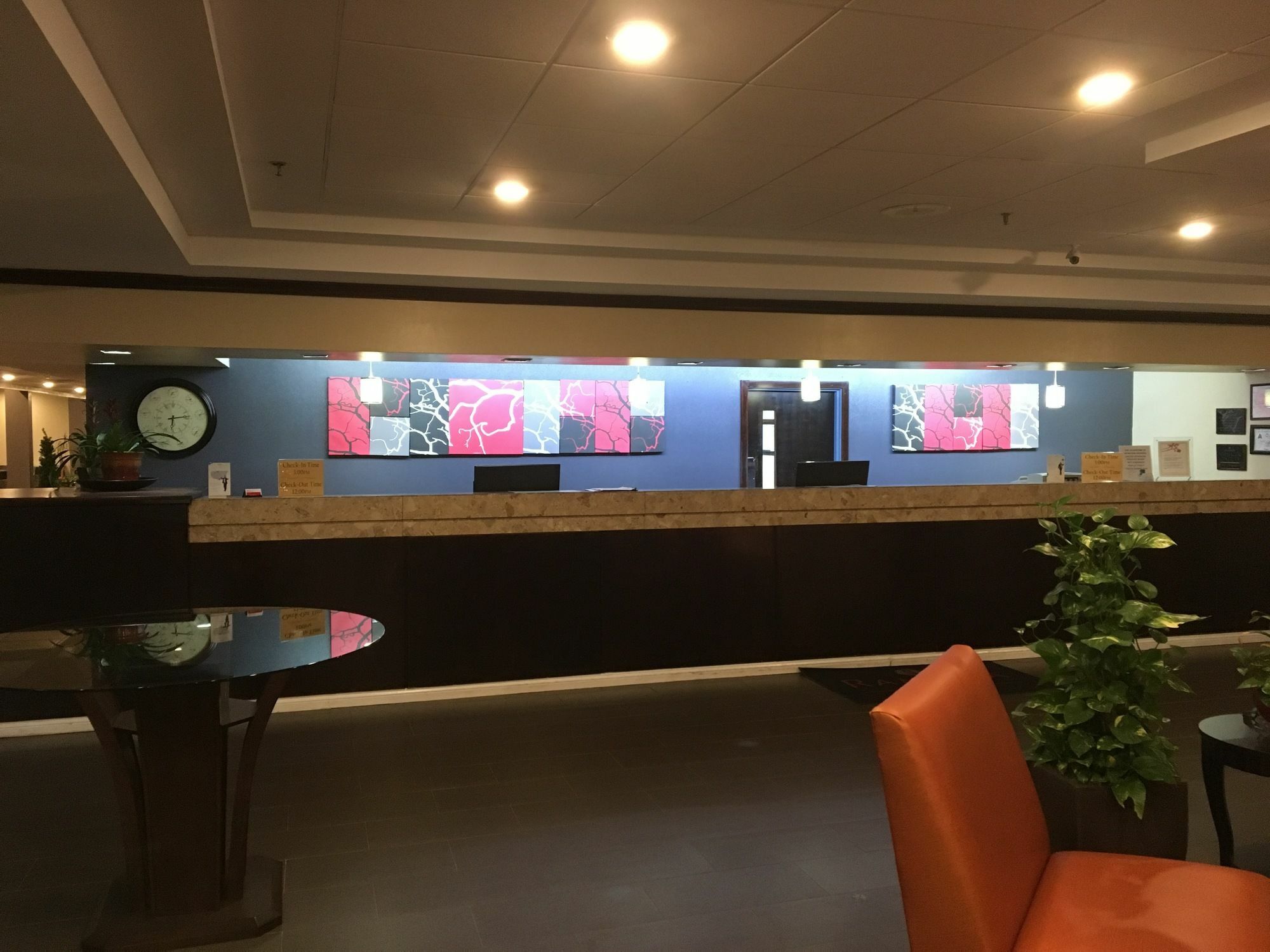 מלון Ramada Plaza By Wyndham Charlotte South End Airport מראה חיצוני תמונה